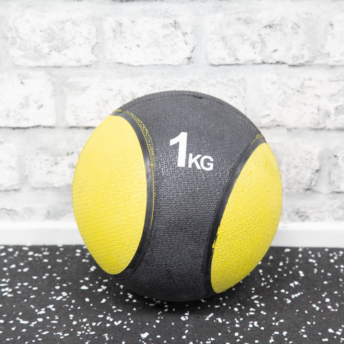 Refurbished Medicine Balls 1KG - 10KG