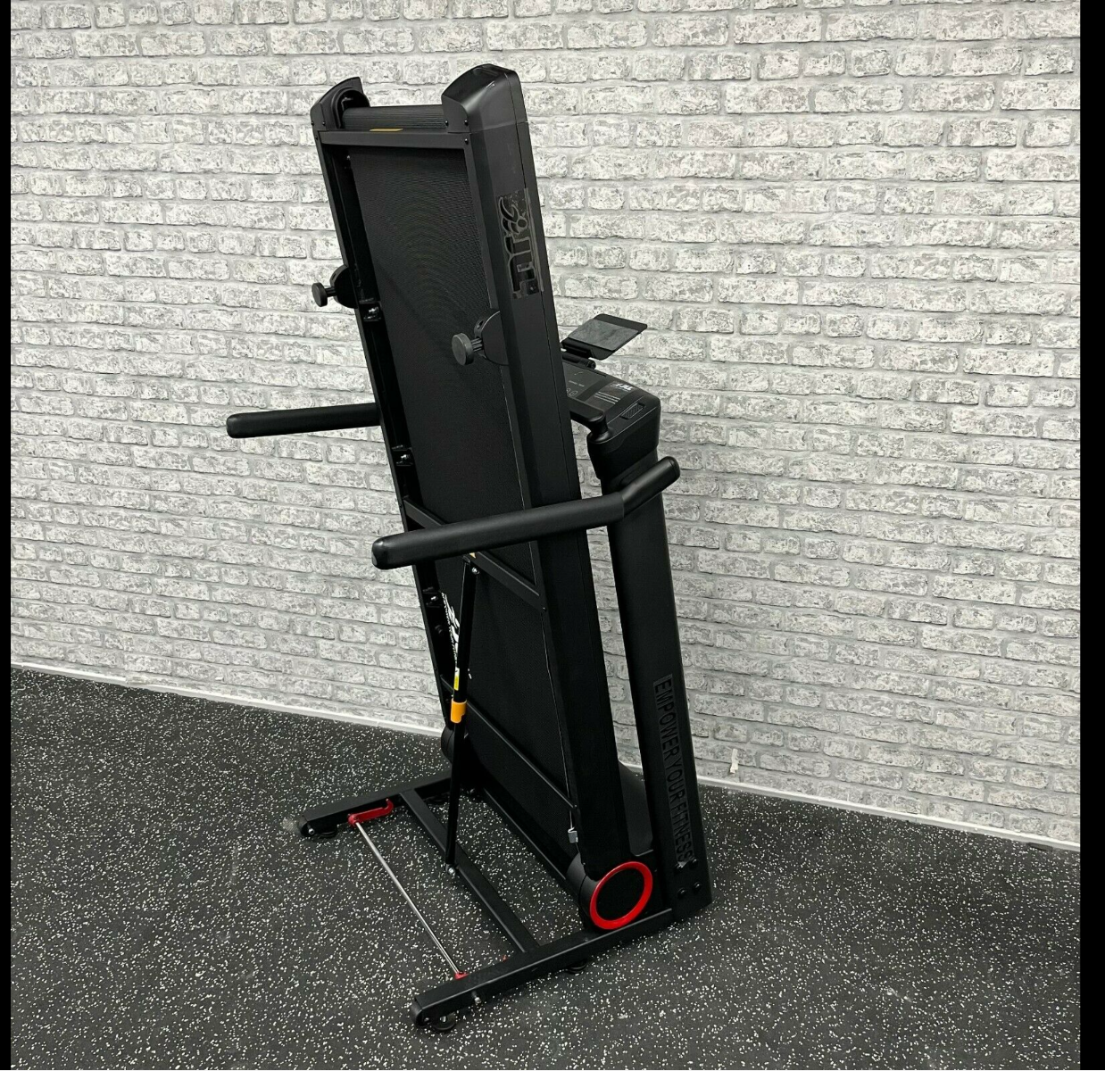 T550 Folding Treadmill - Refurbished