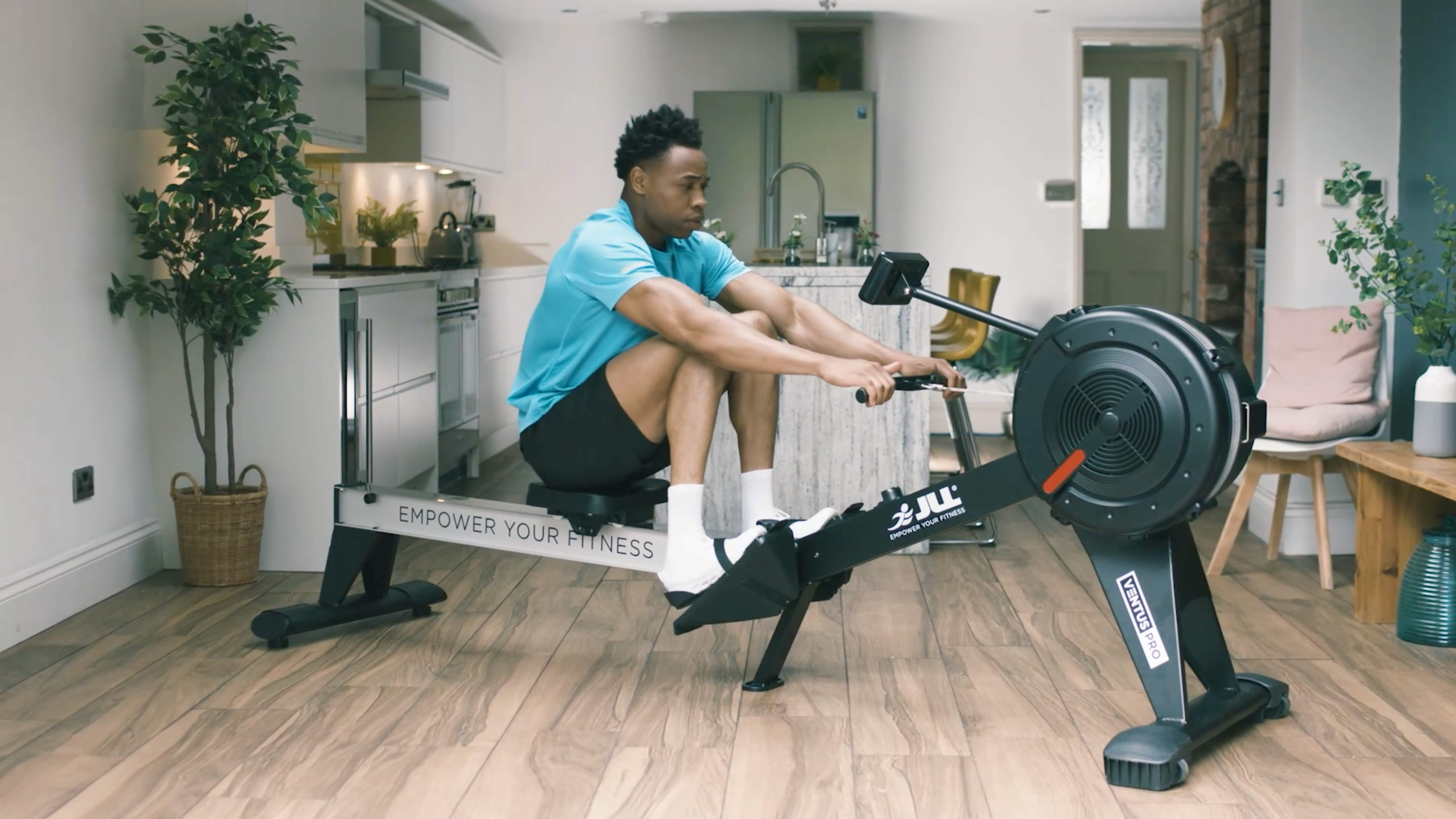 Your Guide to Choosing the Perfect Rowing Machine 2024