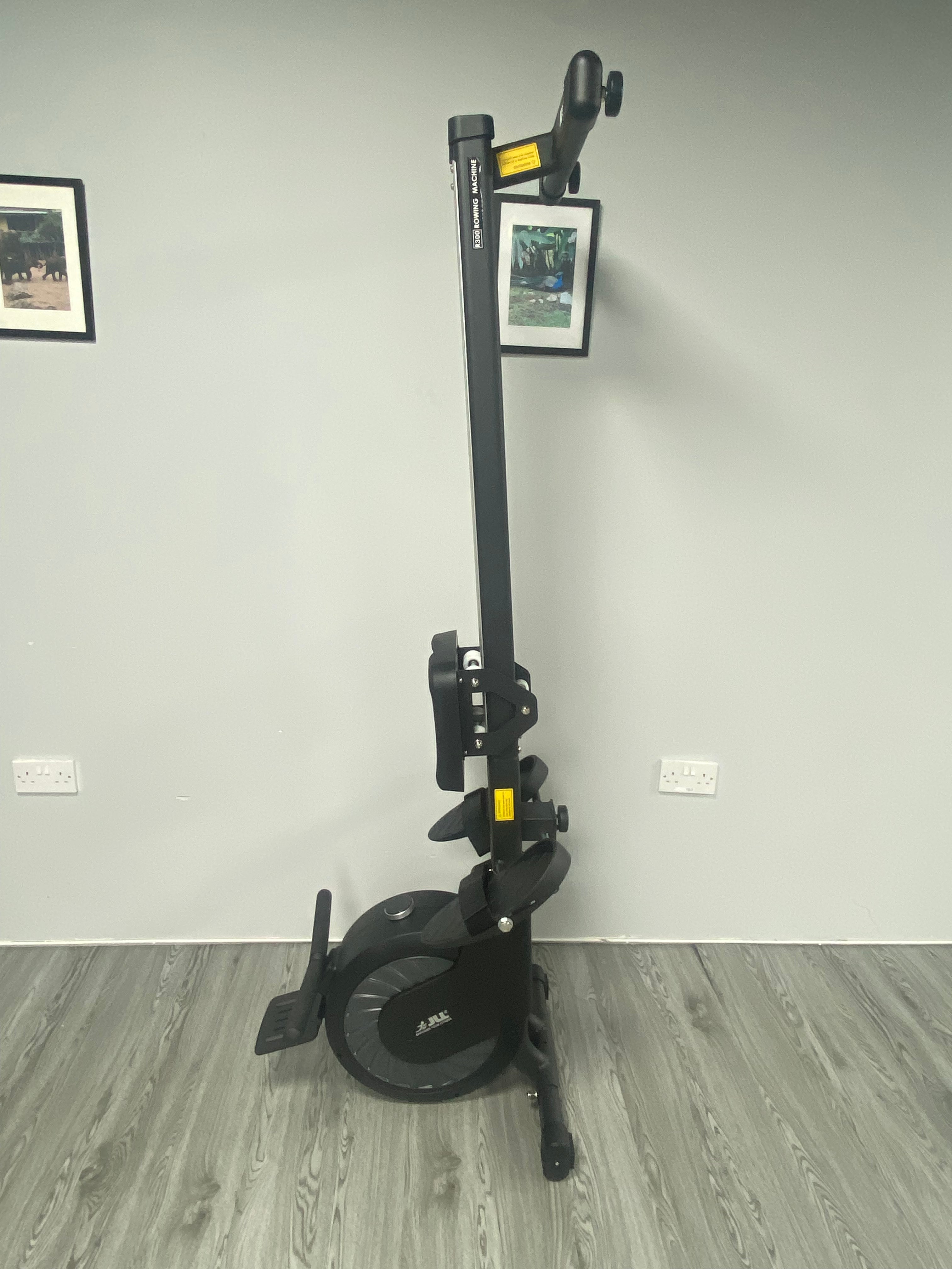 Refurbished R300 Rowing Machine